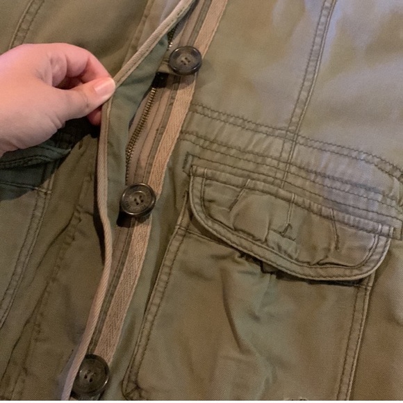 Abercrombie and Fitch green winter jacket - Picture 13 of 16